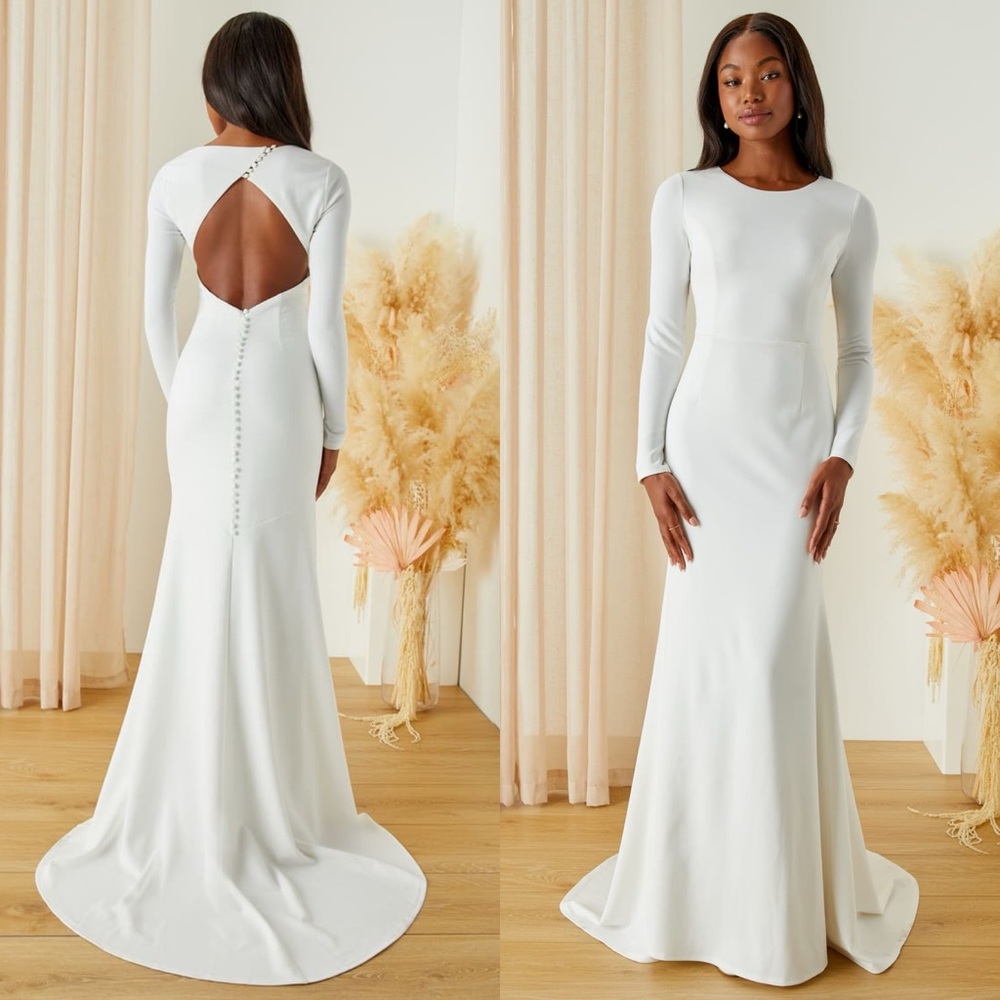 Elegant White Long Sleeve Dress